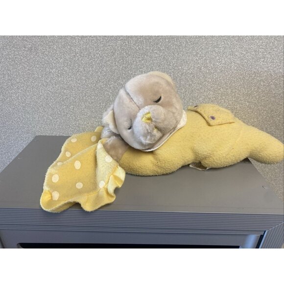 Goffa Sleeping Stuffed Plush Teddy Bear Cream W/Yellow Pajamas Prays works - Picture 1 of 10